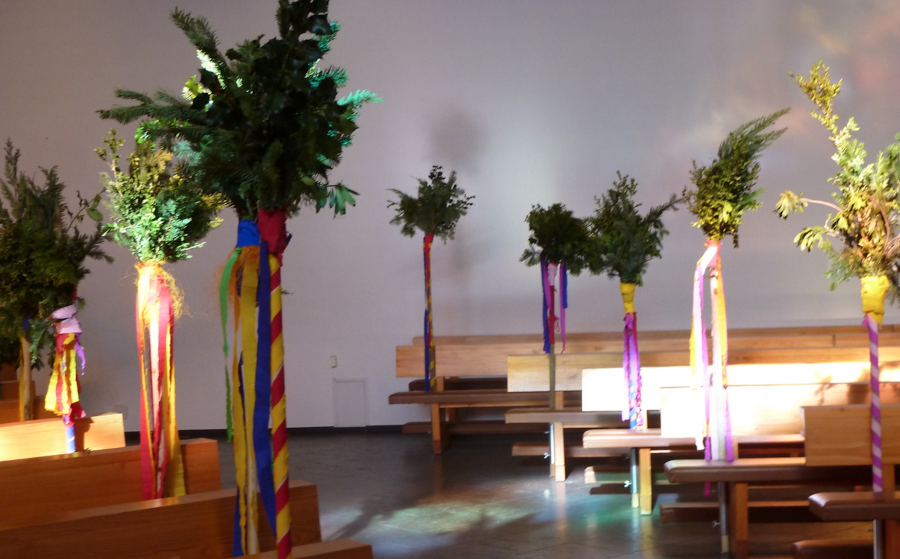 Palmstecken_in_Kirche